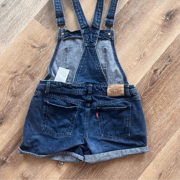 Levi's ShortAll Overalls - Picture 14 of 16